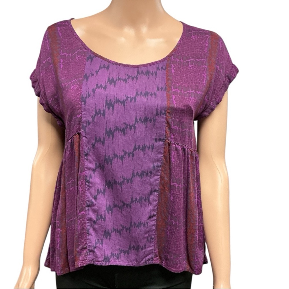 American Eagle Outfitters - EC - Purple Cap Sleeve Blouse